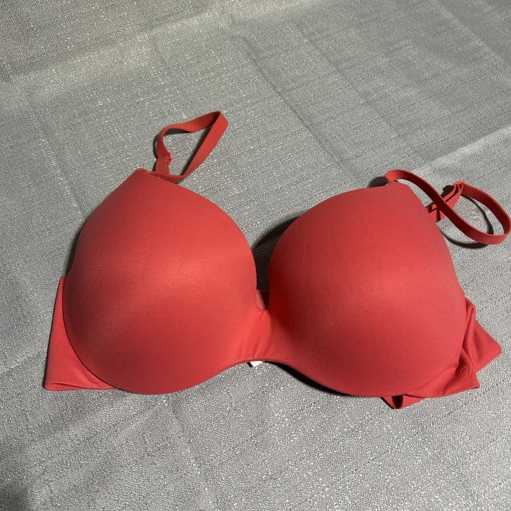 Victoria's Secret Perfect Shape Padded Bra Women's Size 36C‎ Lt Coral Underwire